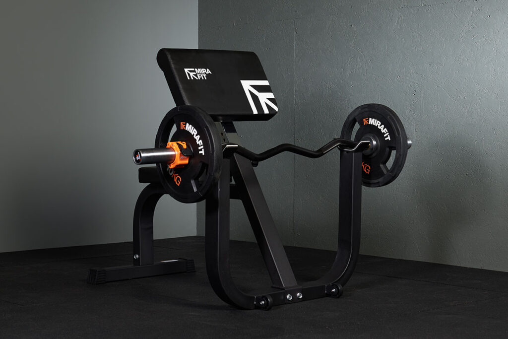 Manfaat Preacher Curl Bench yang Mungkin Belum Anda Ketahui